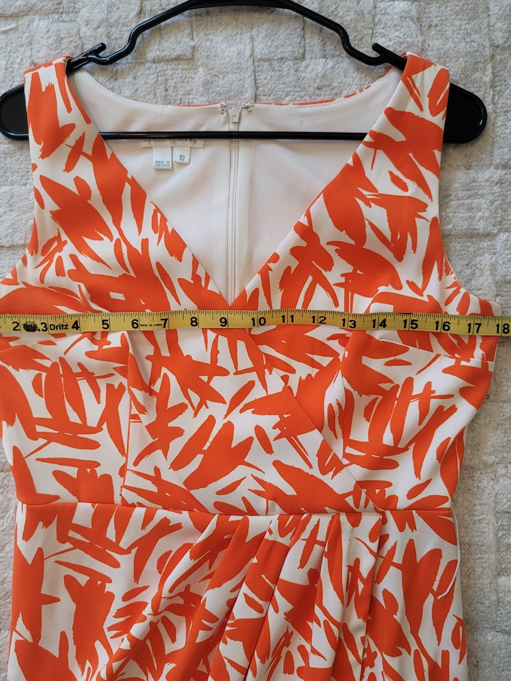 LONDON TIMES Orange and White Abstract Leaf Print Sleeveless Dress Size 10 - Picture 6 of 9